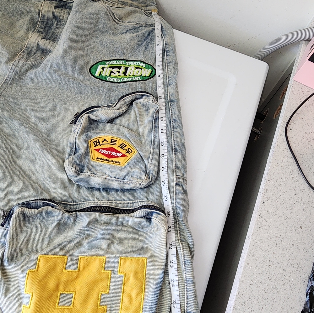 DENIM SHORTS FIRST ROW - Picture 6 of 11